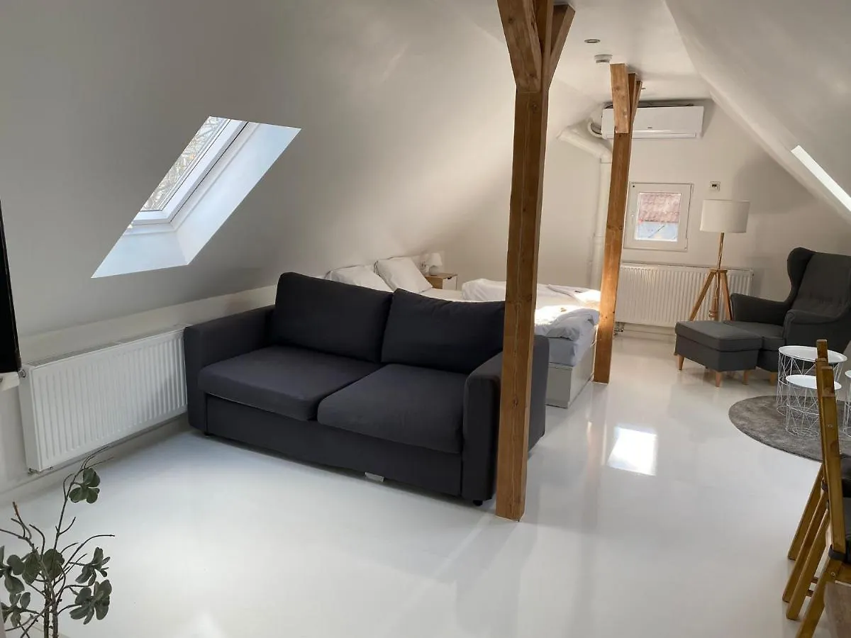 Staystay Guesthouse I 24 Hours Check-In Nuremberg